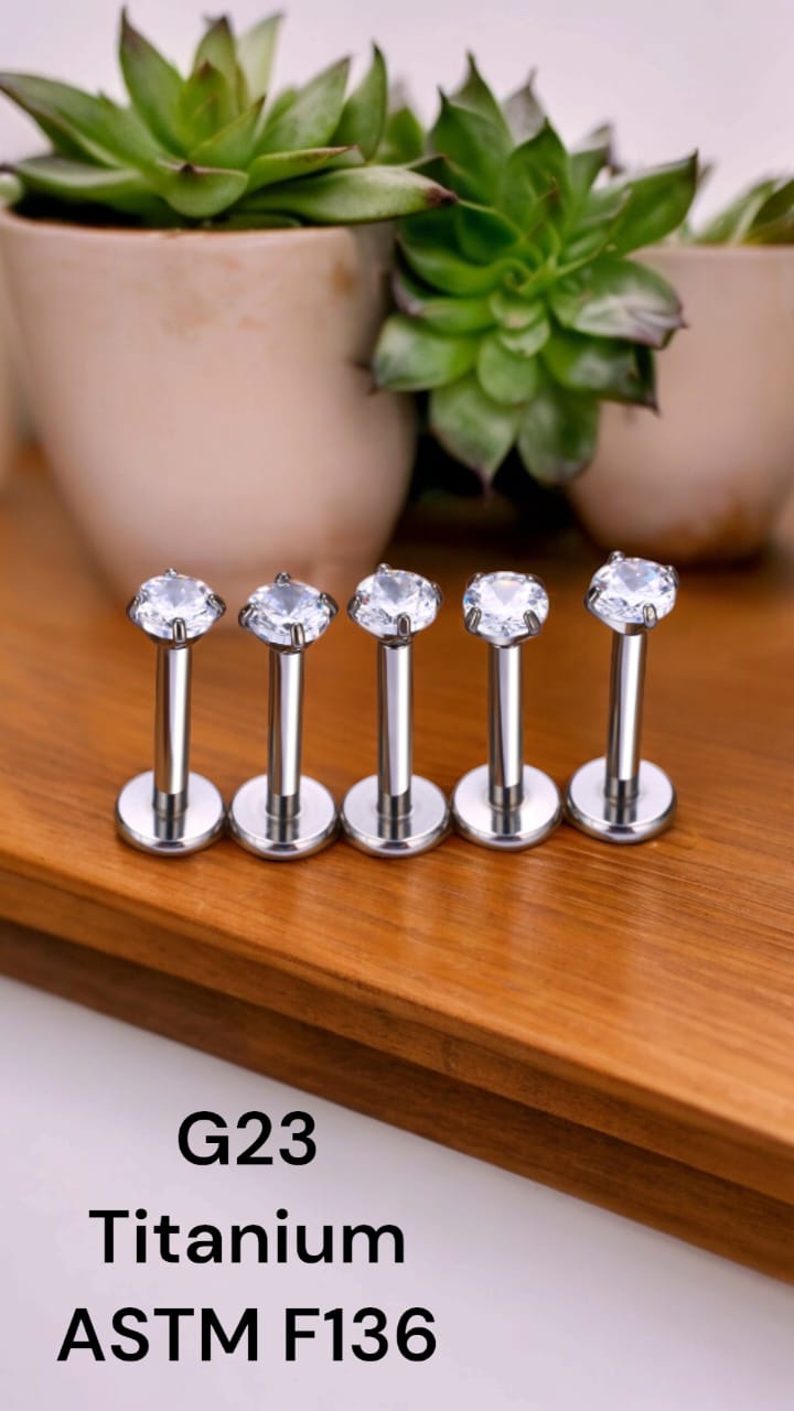 LABRET PUSH IN TITÂNIO PONTO DE LUZ ZIRCÔNIA 1.0X8X3MM