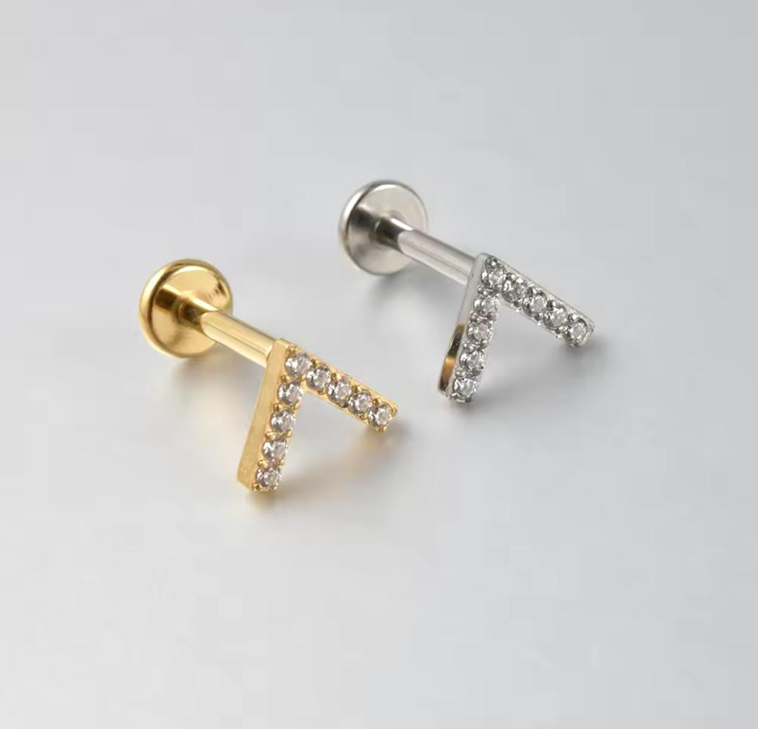 Labret Rosca Interna Titânio Zircônias DOURADO